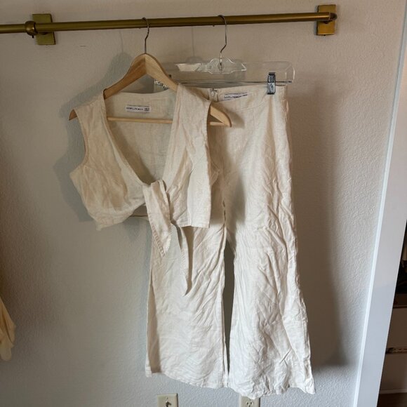 Faithful The Brand Linen Set - Picture 1 of 5